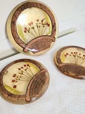 Vtg Lucite Footed Trivet Set 3 Dried Flowers Basket Design Gifts Country Wall